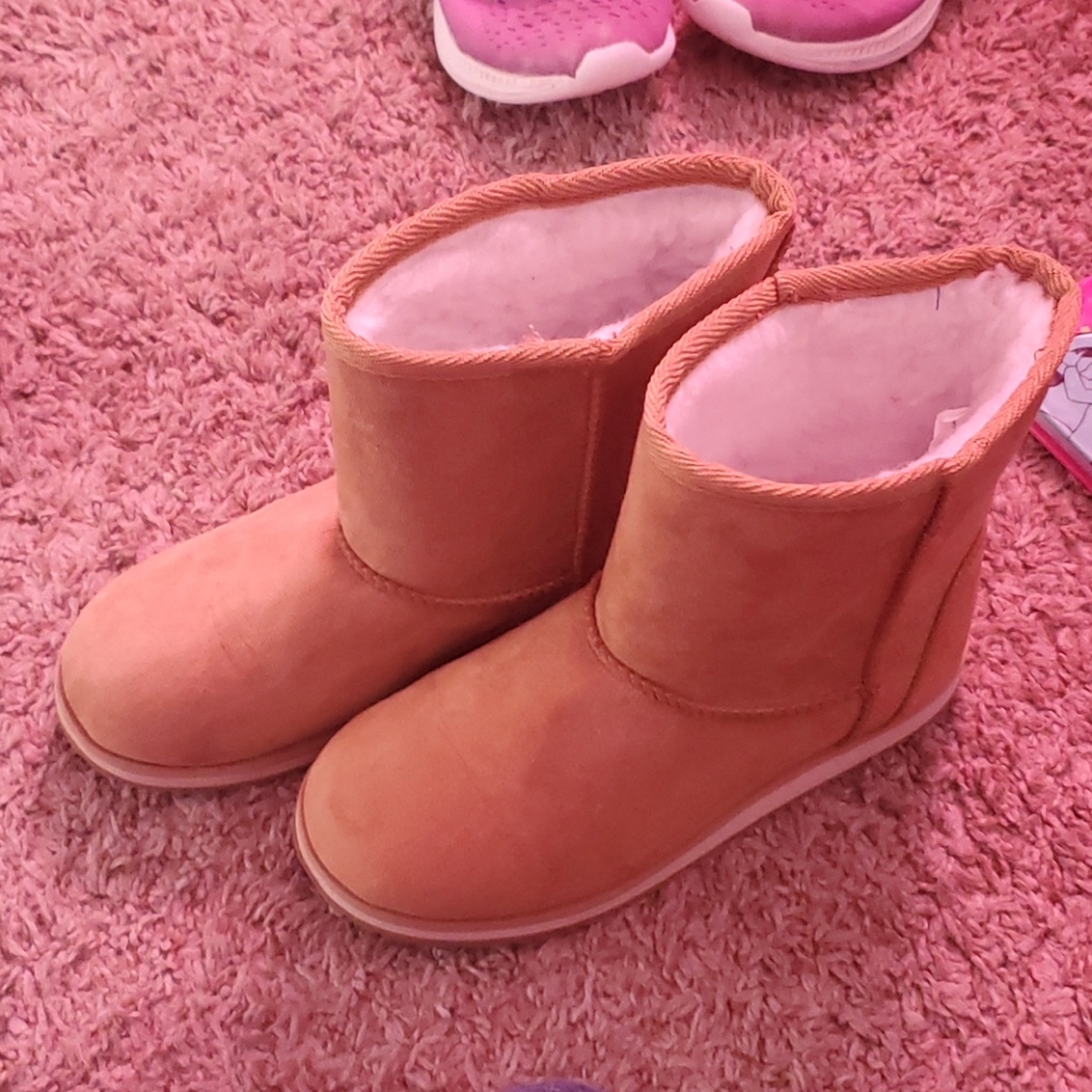 Winter boots